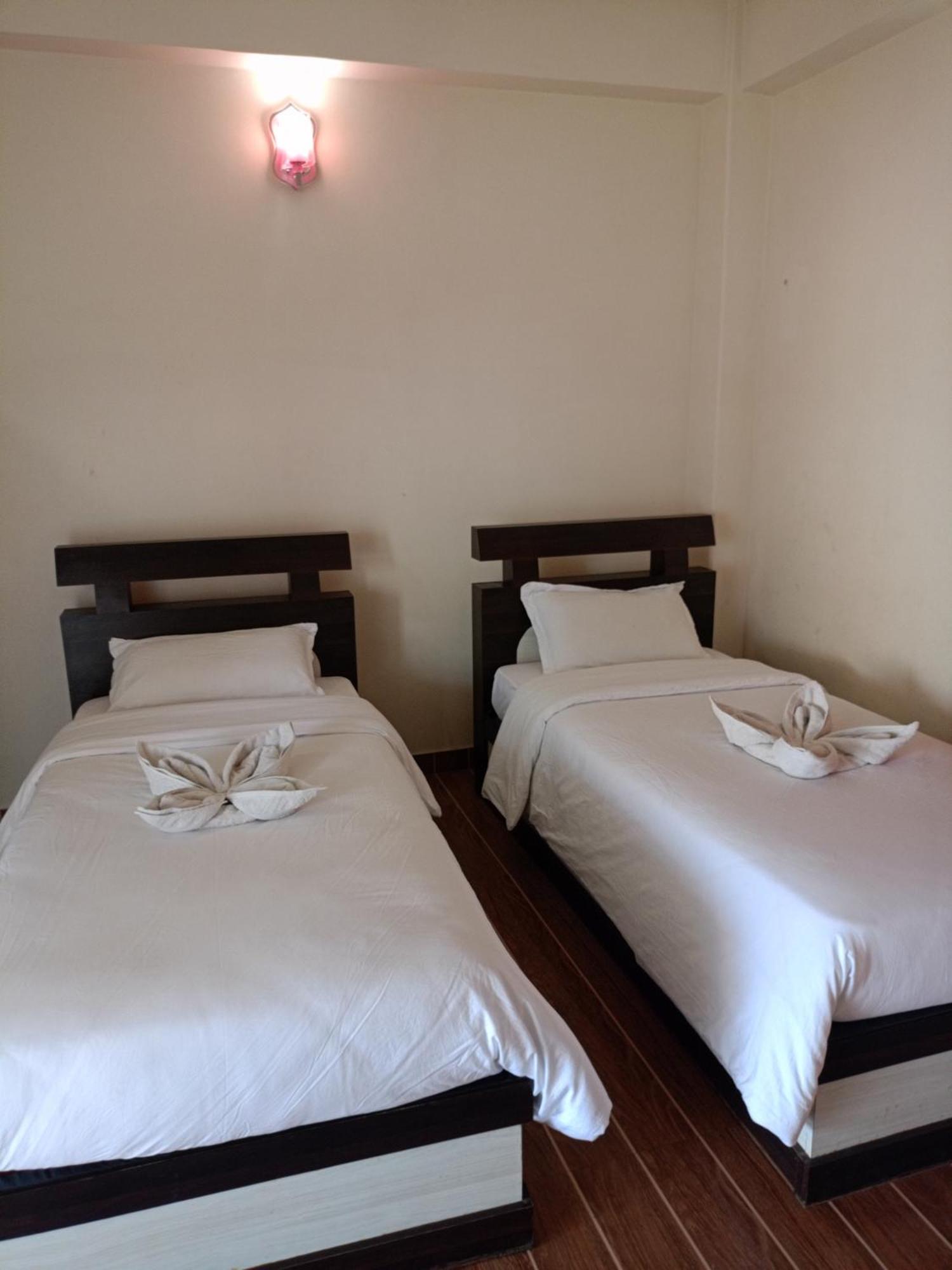Pokhara Metro Eco Hotel Zewnętrze zdjęcie